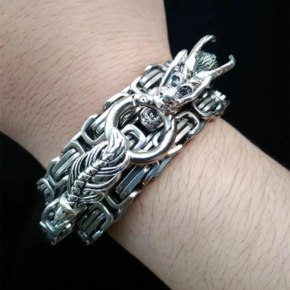 Dragon Head Pendants Bracelets EDC Self Defense Whip Titanium Steel Necklace Fashion Jewlery Waist Mens Gadgets For Cool Gifts