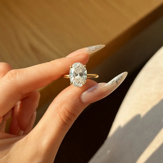 2026 New Personalized Fashion Oval Diamond Ring, Classic Four-claw Wedding Ring, Female