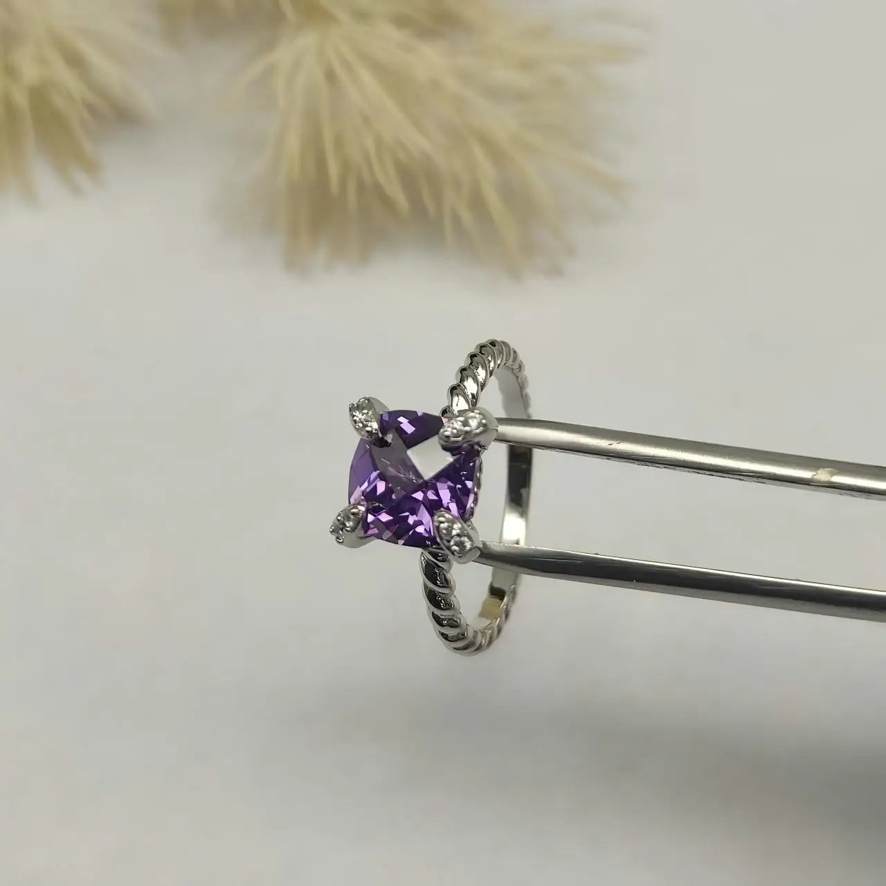 2025 New High Quality DY Elegant Crystal Ring Smooth Finish Christmas Gift High Quality Jewelry Fashion Accessory