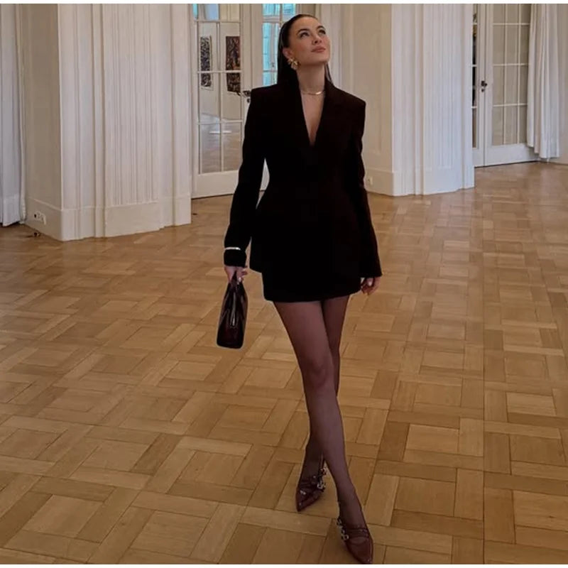 Elegant Black Slim Fit Blazer Jacket Women Retro Lapel Single Breasted Suit Jackets Female 2025 Chic Versatile Street Office