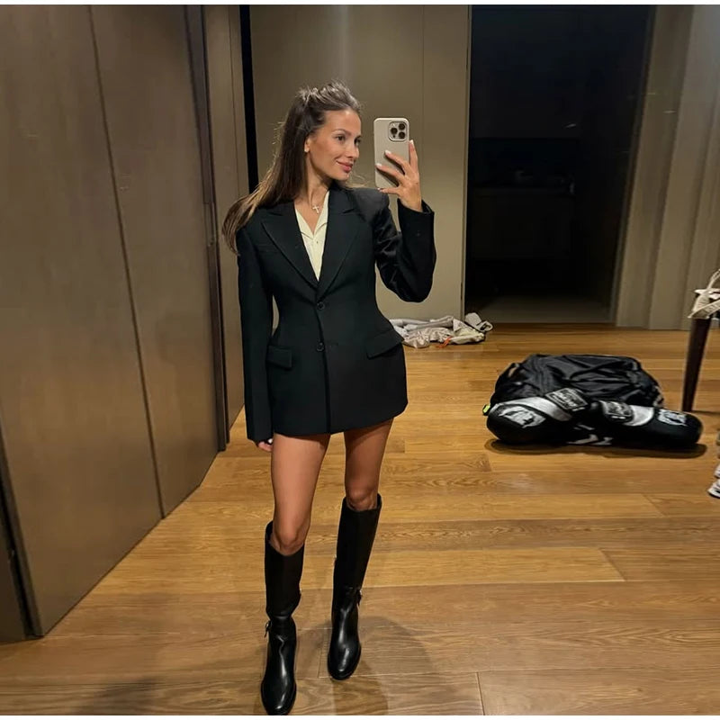 Elegant Black Slim Fit Blazer Jacket Women Retro Lapel Single Breasted Suit Jackets Female 2025 Chic Versatile Street Office
