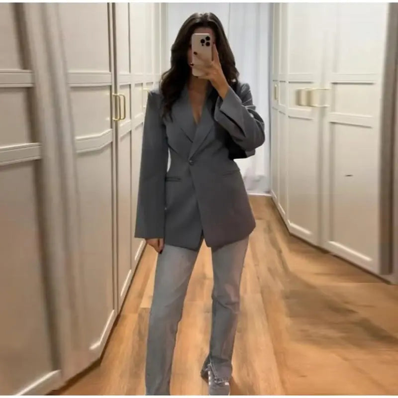 Elegant Black Slim Fit Blazer Jacket Women Retro Lapel Single Breasted Suit Jackets Female 2025 Chic Versatile Street Office