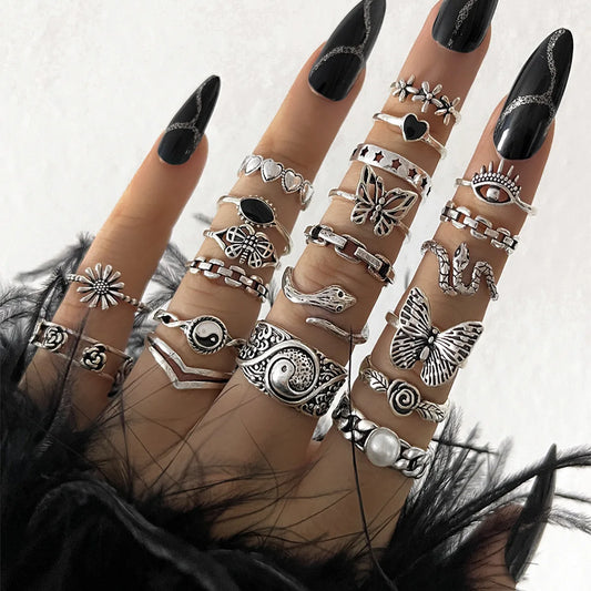 Best Selling 21-Piece Vintage Distressed Ring Set, Dark Style Butterfly & Flower Rings, Edgy Minimalist Accessory Gift